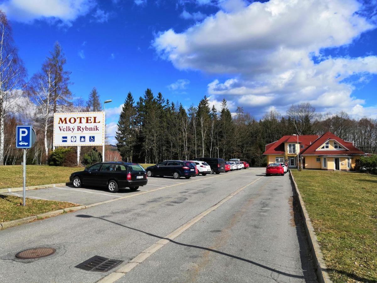 Motel Velky Rybnik Dehtare  Экстерьер фото
