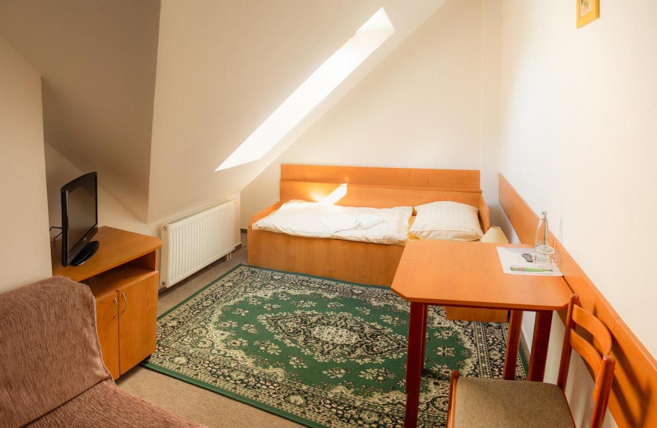 Motel Velky Rybnik Dehtare  Экстерьер фото