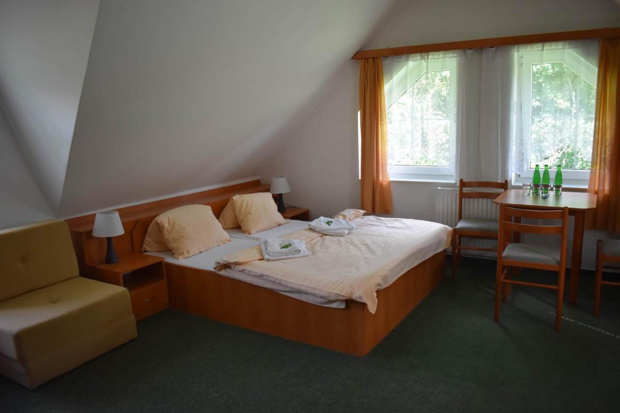 Motel Velky Rybnik Dehtare  Экстерьер фото